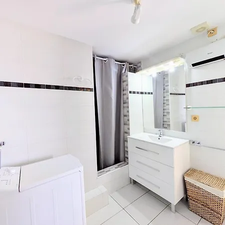 Vacaciones Zona Privilegiada: Frente Al Mar Con Terraza, 2 Hab., Rutas De Senderismo, Canyelles Petites - Es-258-72 * Roses