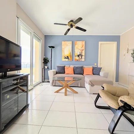 Vacaciones Zona Privilegiada: Frente Al Mar Con Terraza, 2 Hab., Rutas De Senderismo, Canyelles Petites - Es-258-72 Apartment