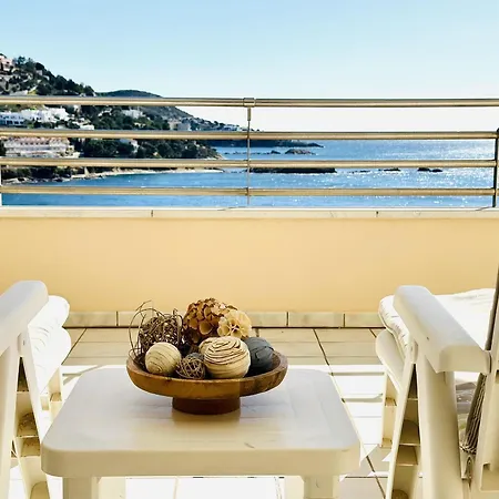 Vacaciones Zona Privilegiada: Frente Al Mar Con Terraza, 2 Hab., Rutas De Senderismo, Canyelles Petites - Es-258-72 Apartment